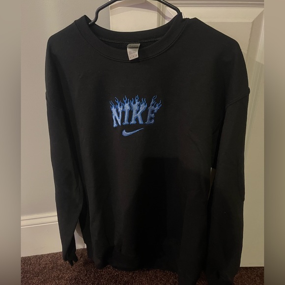 Sweaters - Nike Crewneck